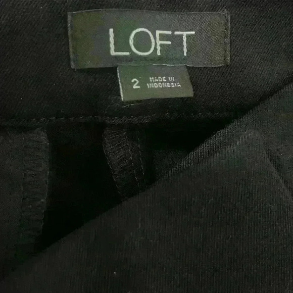 LOFT Black Dress Pants | Work Slacks | Office Trousers | Corporate | Size 2 - Picture 3 of 3